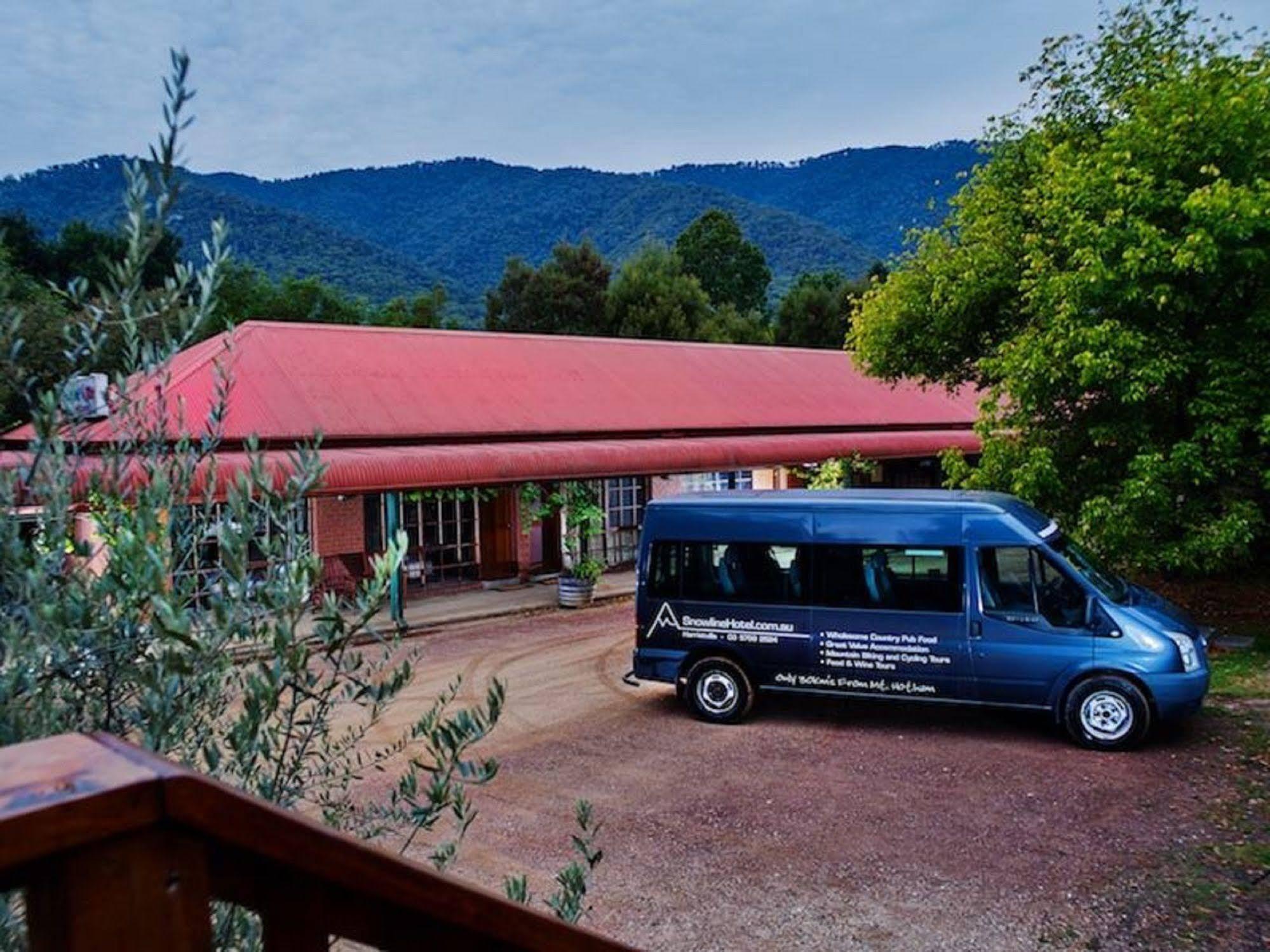 The Harrietville Snowline Hotel Екстериор снимка